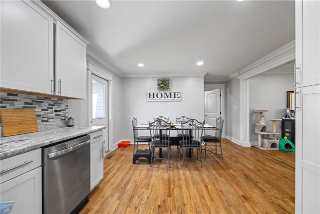 318 S Pine Street, Walhalla, SC 29691