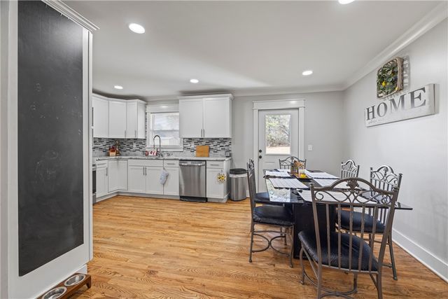 318 S Pine Street, Walhalla, SC 29691