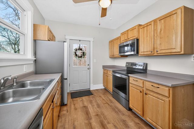 1007 W Loveland Avenue, Loveland, OH 45140