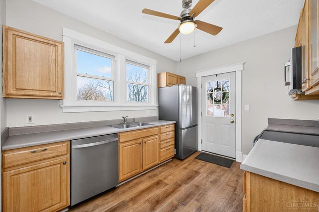 1007 W Loveland Avenue, Loveland, OH 45140