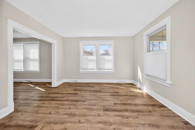 1007 W Loveland Avenue, Loveland, OH 45140