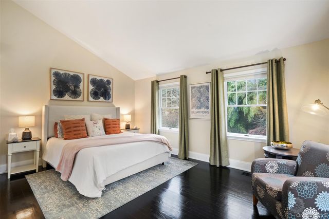 702 Croton Lake Road, Bedford Corners, NY 10549