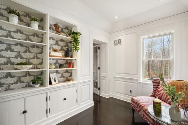 702 Croton Lake Road, Bedford Corners, NY 10549