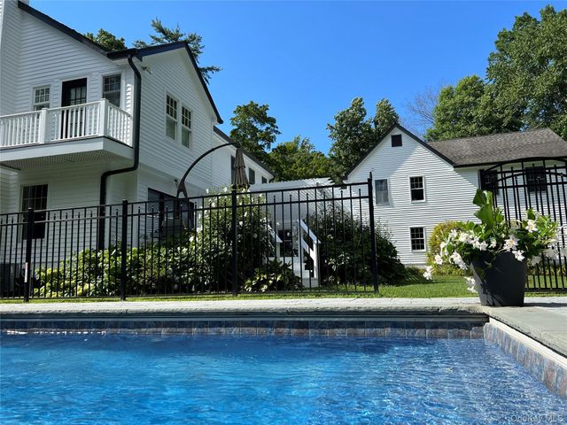 702 Croton Lake Road, Bedford Corners, NY 10549