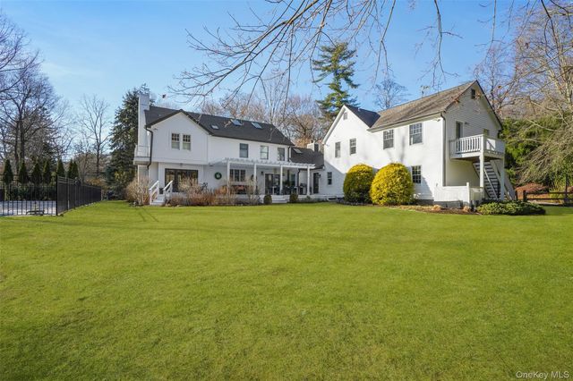 702 Croton Lake Road, Bedford Corners, NY 10549