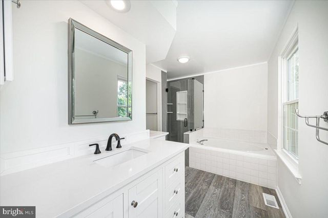1002 RED HARVEST RD, Gambrills, MD 21054