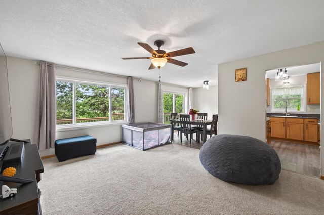 3914 67th Street E, Inver Grove Heights, MN 55076