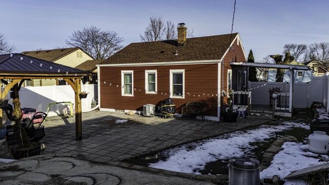 3359 S 20th STREET, Milwaukee, WI 53215