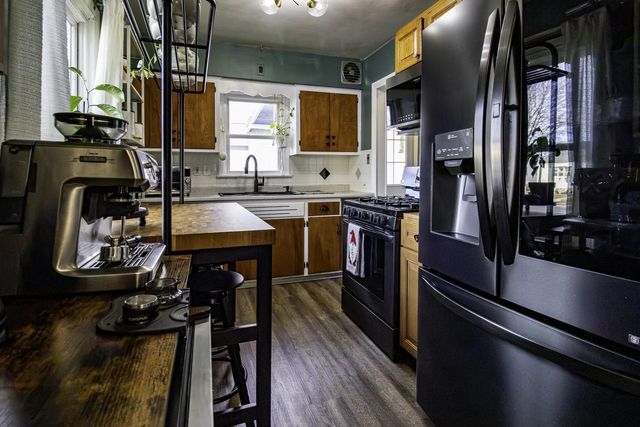 3359 S 20th STREET, Milwaukee, WI 53215