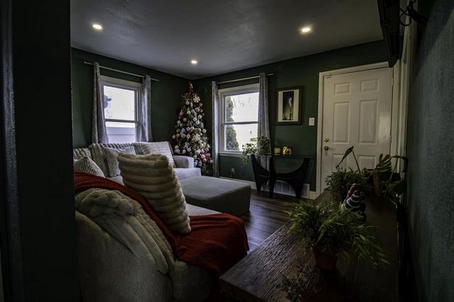 3359 S 20th STREET, Milwaukee, WI 53215