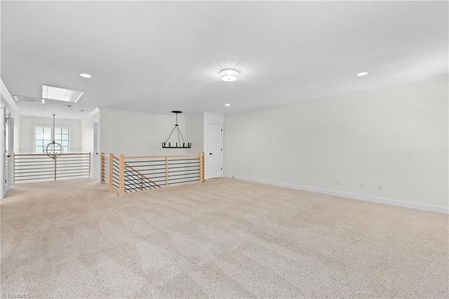207 Pinnacle Drive, High Point, NC 27265