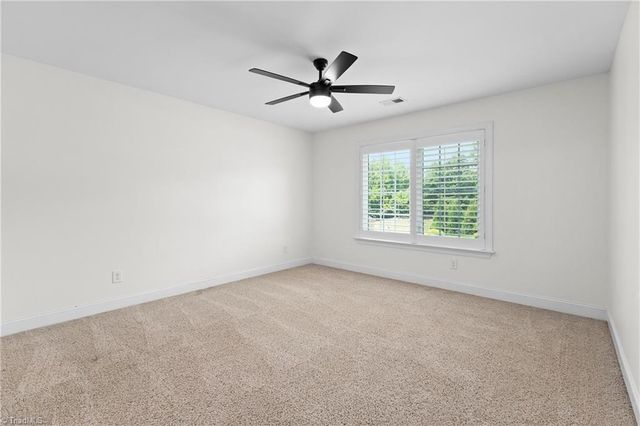 207 Pinnacle Drive, High Point, NC 27265
