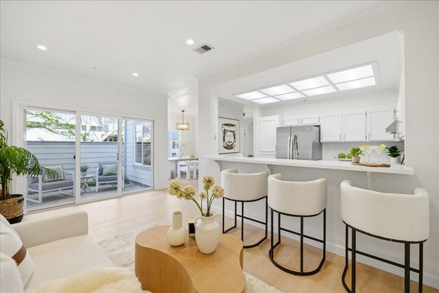 23 Binnacle Lane, Foster City, CA 94404