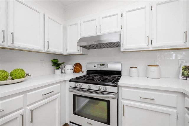 23 Binnacle Lane, Foster City, CA 94404