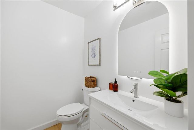 23 Binnacle Lane, Foster City, CA 94404