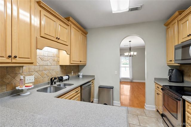 12985 Zach Dr, Northport, AL 35475