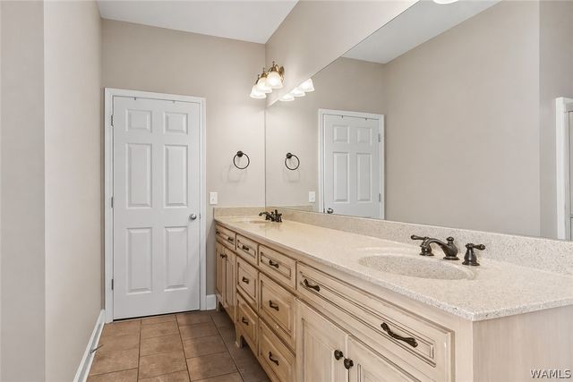 12985 Zach Dr, Northport, AL 35475