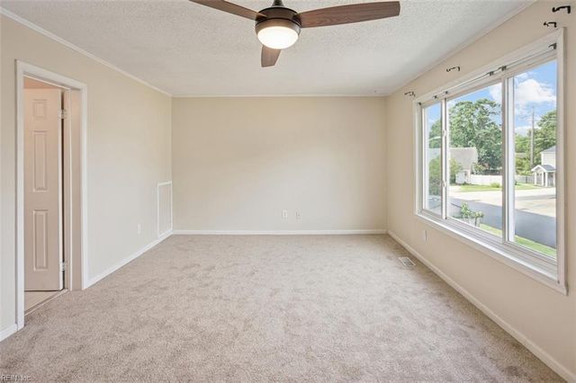 417 Falling LN, Virginia Beach, VA 23454