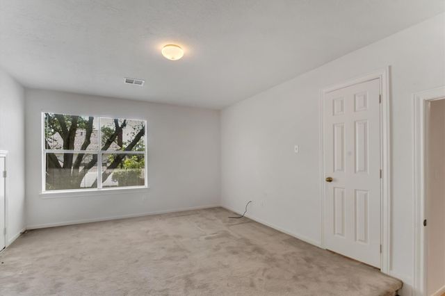 1038 Trapper Hill Drive, Houston, TX 77077
