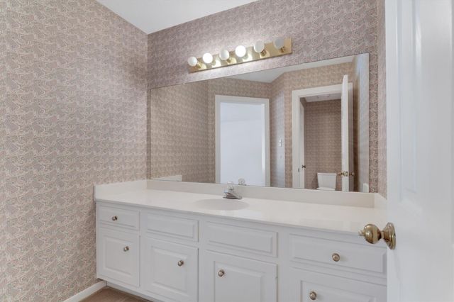 1038 Trapper Hill Drive, Houston, TX 77077