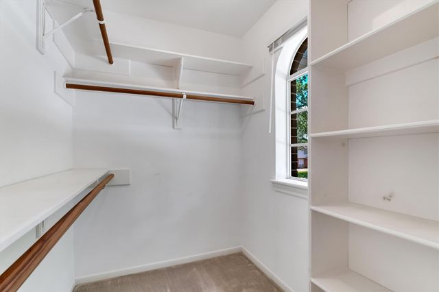 1038 Trapper Hill Drive, Houston, TX 77077