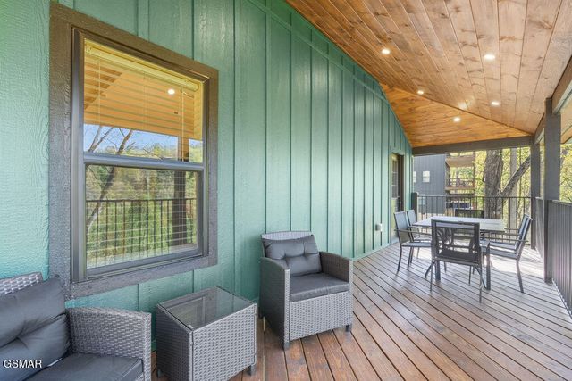 1357 N Baden Drive, Gatlinburg, TN 37738