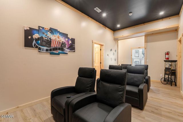1357 N Baden Drive, Gatlinburg, TN 37738