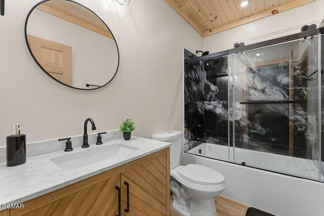 1357 N Baden Drive, Gatlinburg, TN 37738