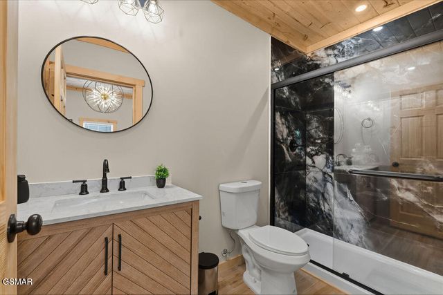 1357 N Baden Drive, Gatlinburg, TN 37738