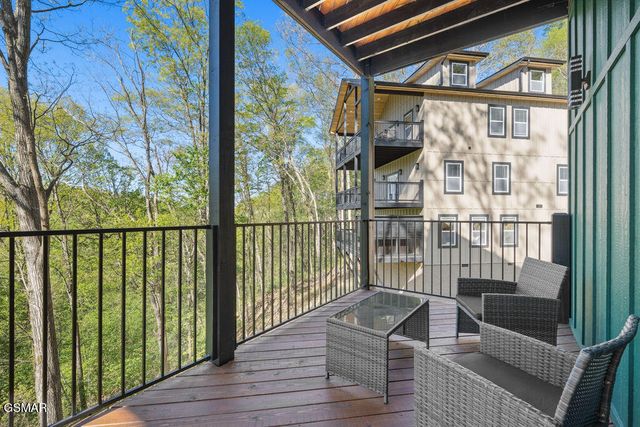 1357 N Baden Drive, Gatlinburg, TN 37738