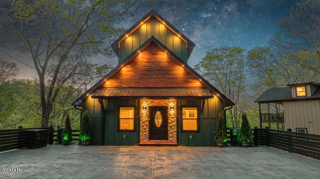 1357 N Baden Drive, Gatlinburg, TN 37738