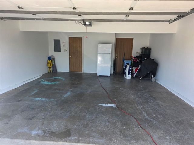 938 E Wildcat Run Street, Gardner, KS 66030