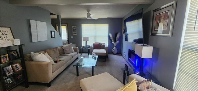 938 E Wildcat Run Street, Gardner, KS 66030
