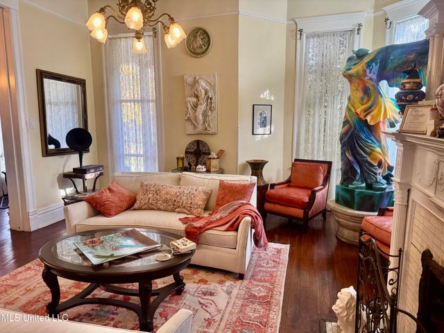 404 S Commerce Street, Natchez, MS 39120