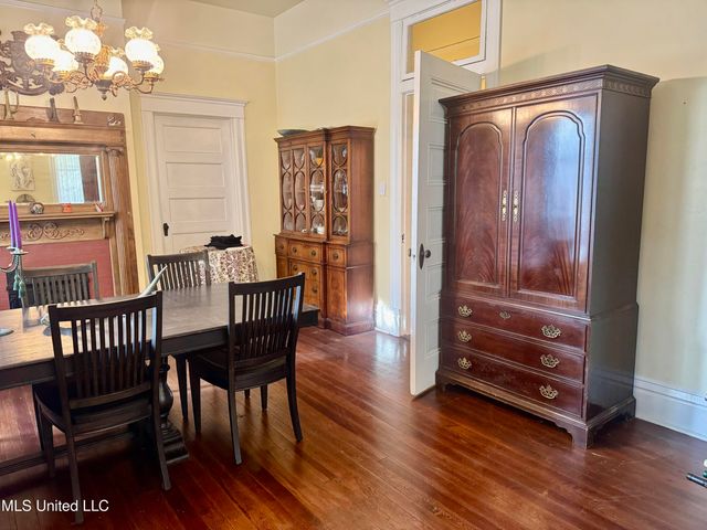 404 S Commerce Street, Natchez, MS 39120