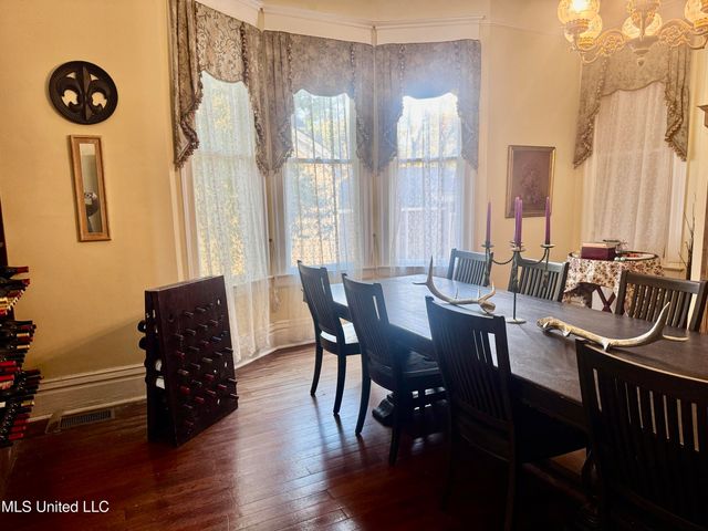 404 S Commerce Street, Natchez, MS 39120