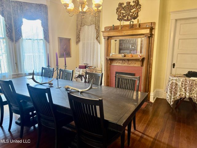 404 S Commerce Street, Natchez, MS 39120