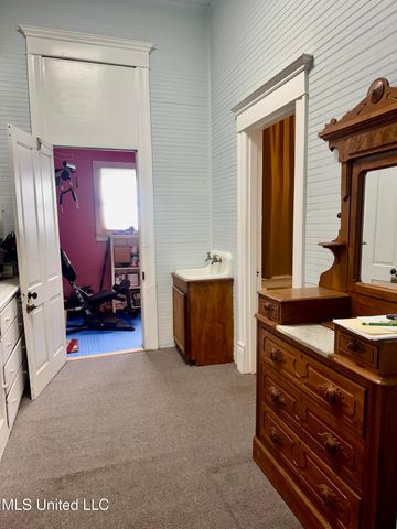 404 S Commerce Street, Natchez, MS 39120