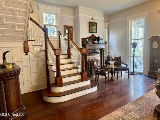 404 S Commerce Street, Natchez, MS 39120