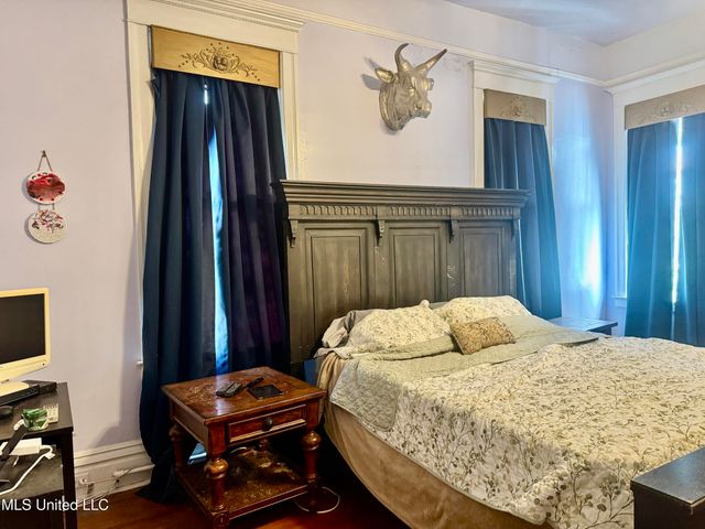 404 S Commerce Street, Natchez, MS 39120