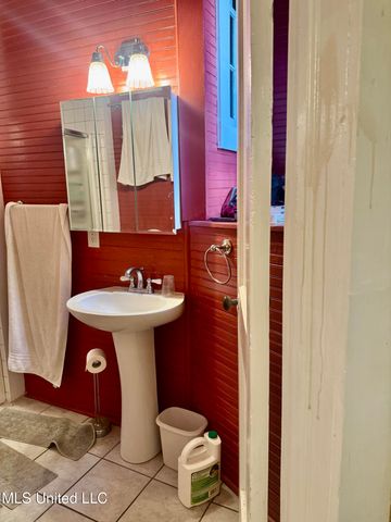 404 S Commerce Street, Natchez, MS 39120