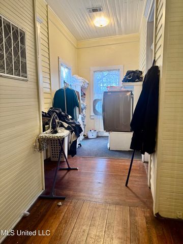 404 S Commerce Street, Natchez, MS 39120