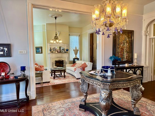 404 S Commerce Street, Natchez, MS 39120