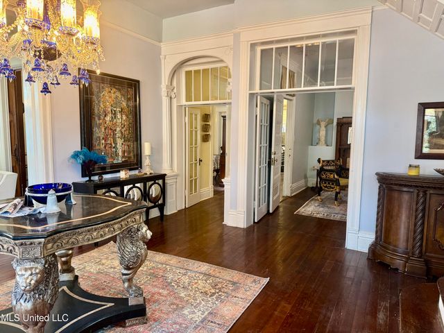 404 S Commerce Street, Natchez, MS 39120