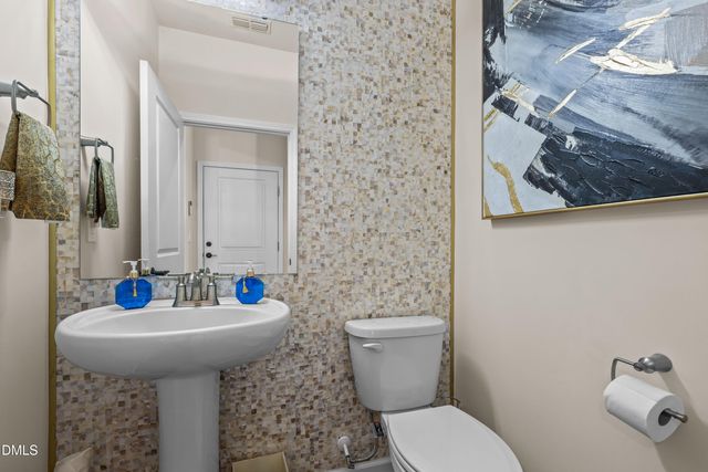 1560 White Admiral Street, Fuquay Varina, NC 27526