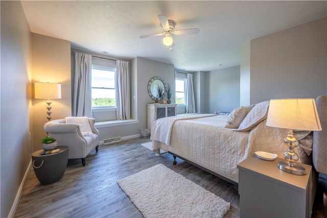 2804 Harvest Lane, North Huntingdon, PA 15642
