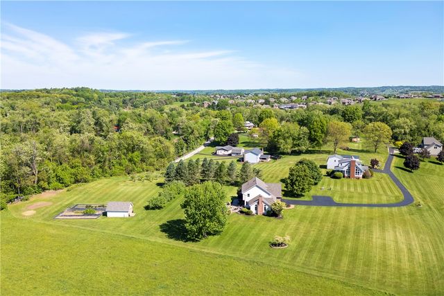 2804 Harvest Lane, North Huntingdon, PA 15642