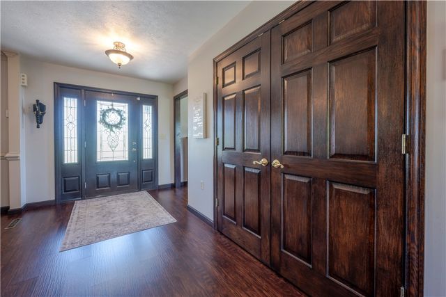 2804 Harvest Lane, North Huntingdon, PA 15642