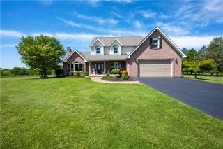 2804 Harvest Lane, North Huntingdon, PA 15642