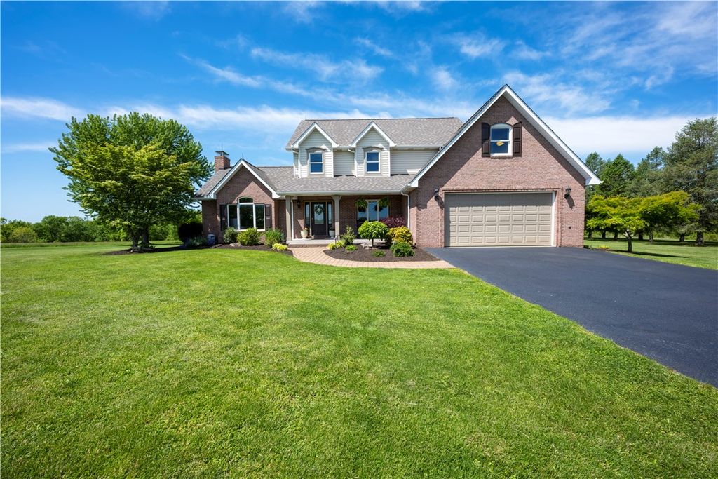 2804 Harvest Lane, North Huntingdon, PA 15642